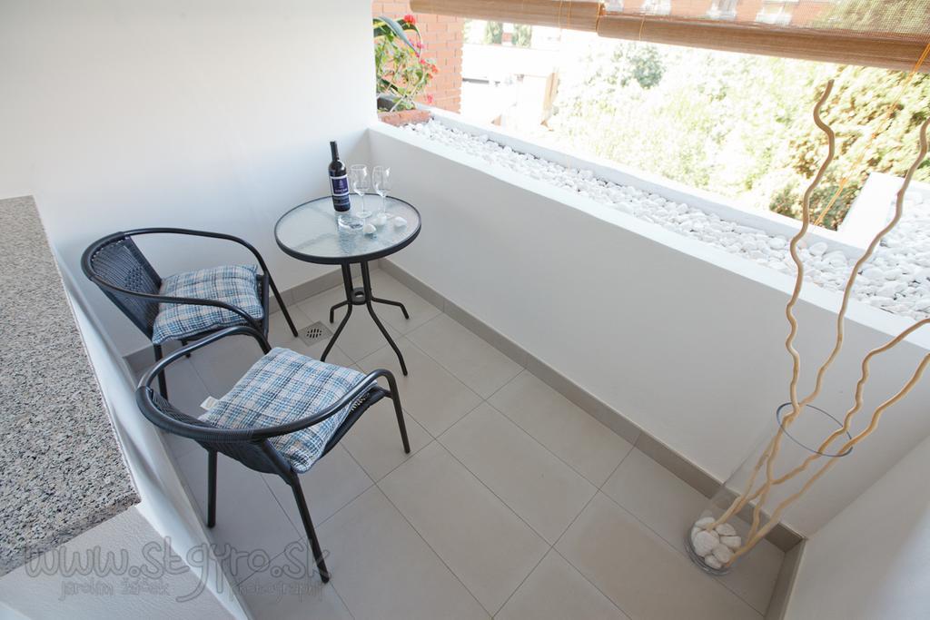 Charming Maraska Apartment Zadar Phòng bức ảnh